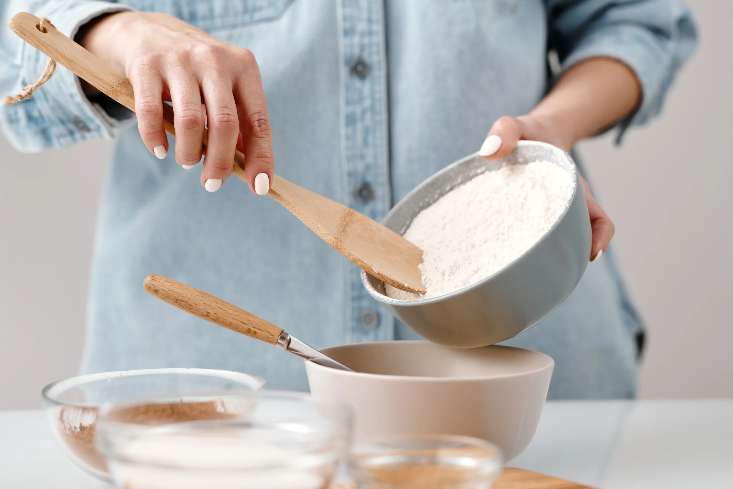 Examples of effective PPC ads on Google and Bing, highlighting compelling ad copy, relevant keywords, and targeted landing pages. Alt text: Mastering PPC management for immediate lead generation with a leading US digital marketing agency.