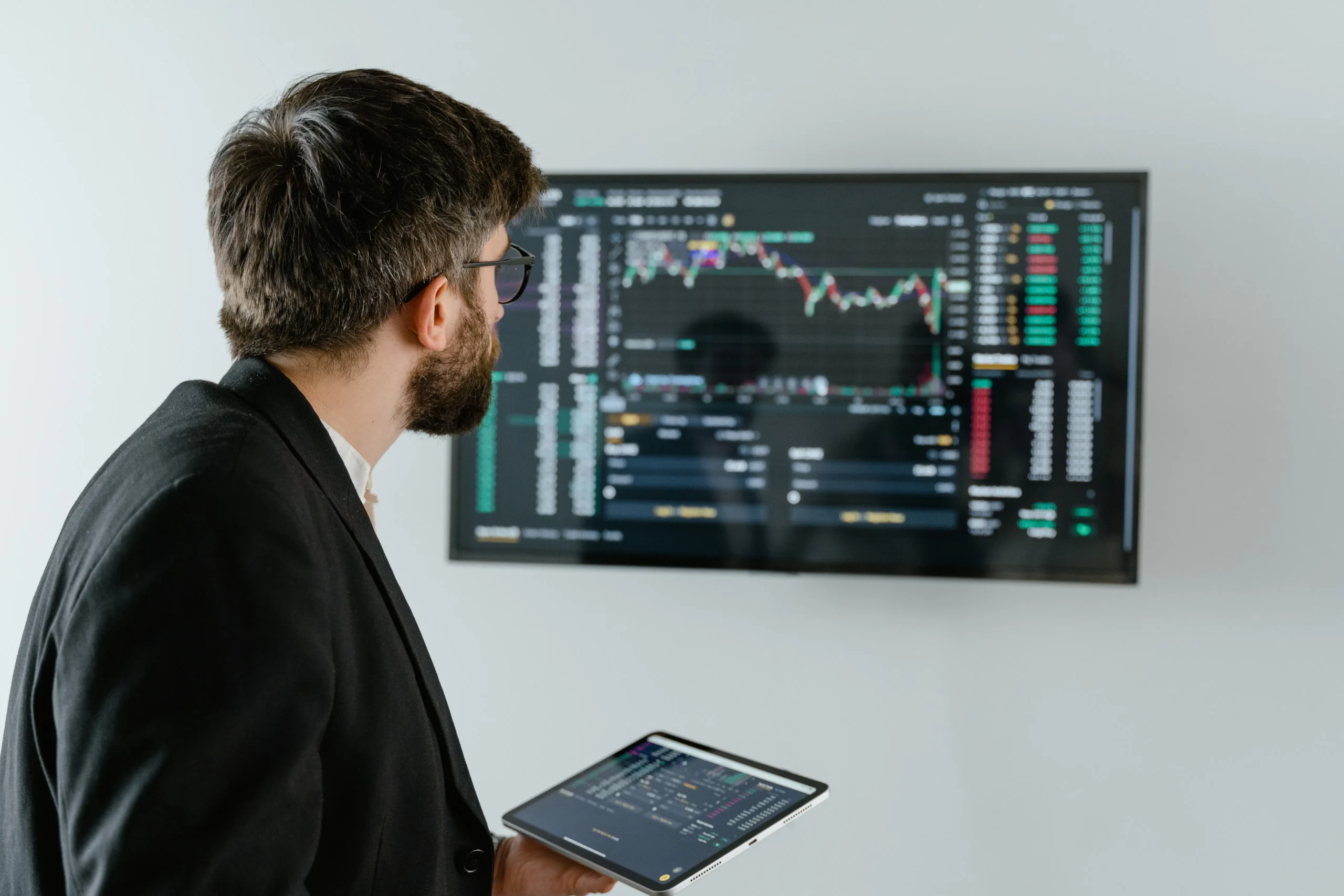 A dashboard displaying real-time Meta ads performance metrics, illustrating the importance of continuous monitoring and data-driven adjustments.